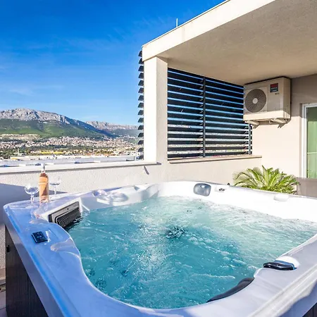 Appartamento New Luxury 3-bedroom Penthouse With Huge Terrace *